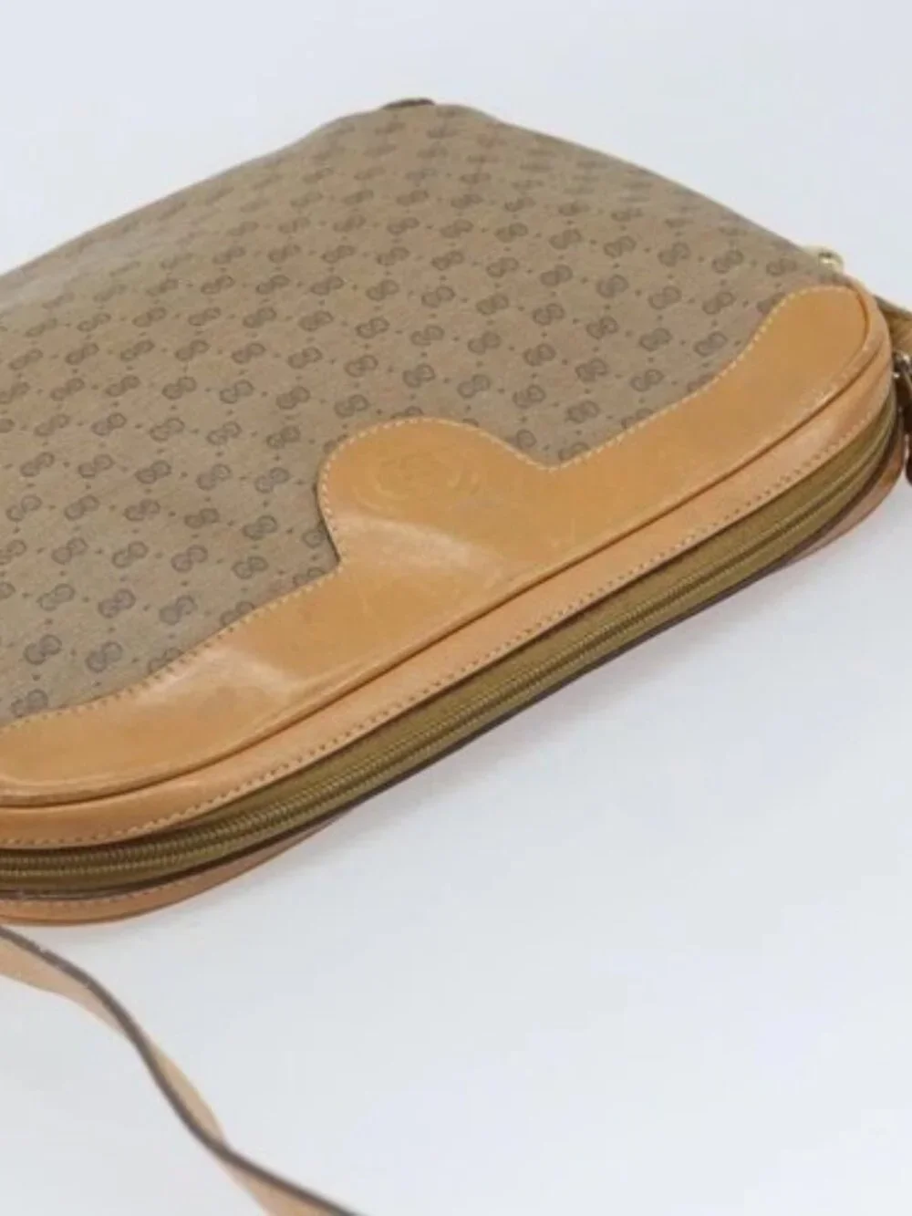 GUCCI Micro GG Supreme Shoulder Bag PVC Beige Gold 001 104 0558 Auth ka3520